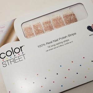 Color Street Makeup - COLOR STREET Coming Up Rose Gold Nail Strips Color Street Makeup - COLOR STREET Coming Up Rose Gold Nail Strips